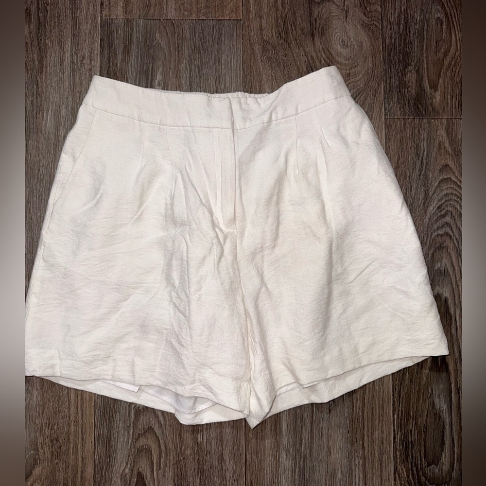 Vince Camuto High Waist Cream Shorts